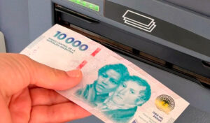 Cajero automatico billete 10milpesos 10mayo2025