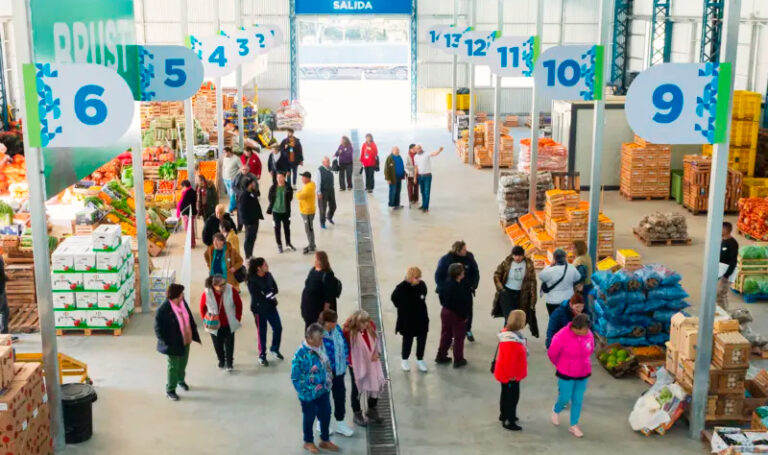Mercadoconcentrador compradores aerea santarosa 14junio2025