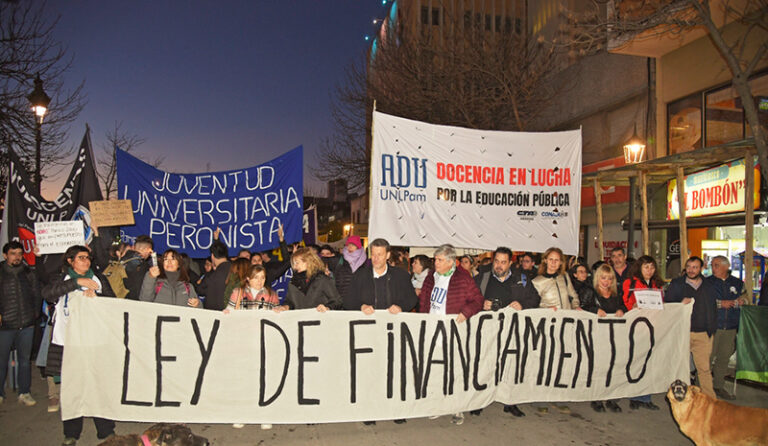 Universidadpublica marcha santarosa unlpam 26junio2025