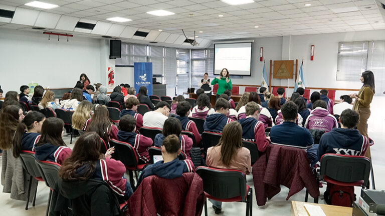 Capacitacion galanalejandra comunicacionenaccion 22junio2025