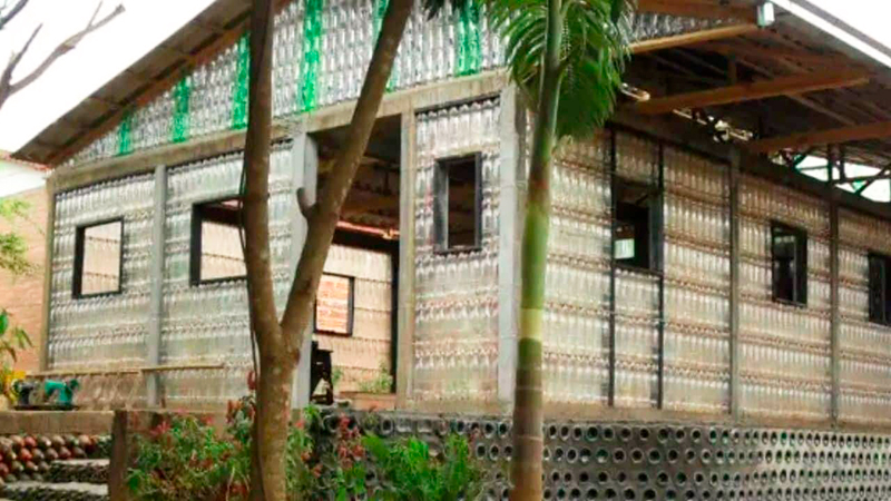 Casa botellas brasil 15junio2025 4