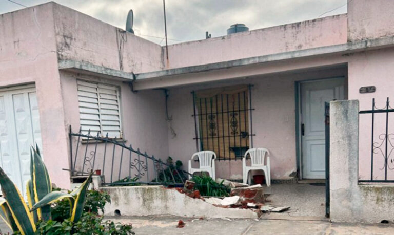 Casa choque auto tapial derrumbado castex 3junio2025