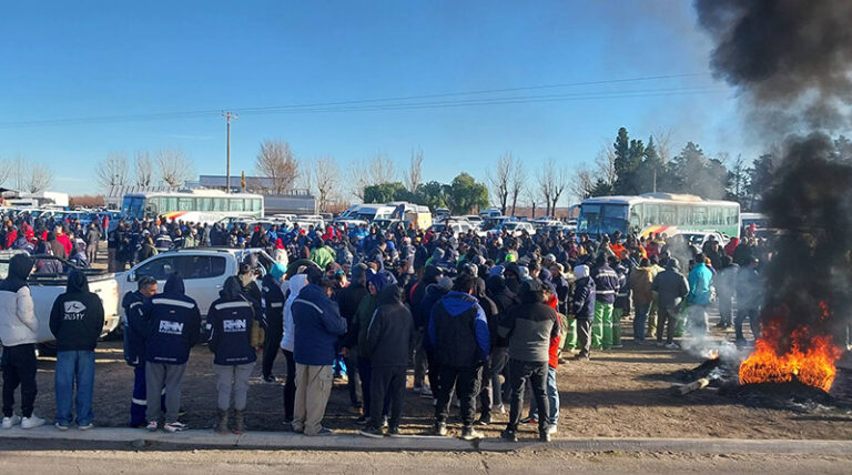 Petroleros protesta puentedique manifestantes 26junio2025 2