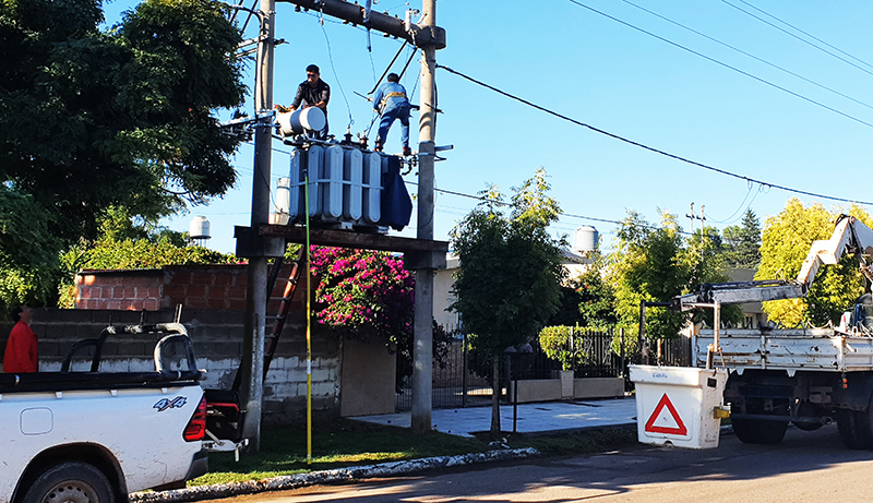 Cospecltda trabajadores tranformador reparacion 31julio2025