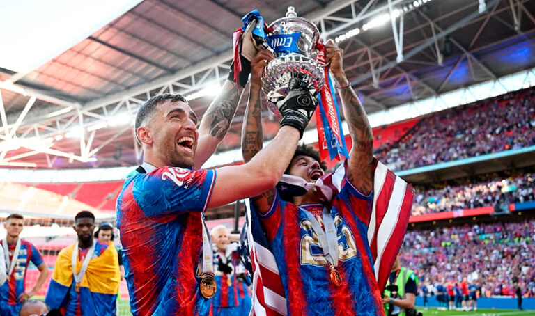 Cristalpalace campeon festejo 12julio2025