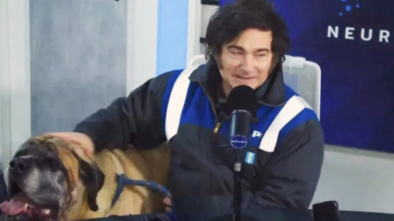 Mileijavier perro neura 4julio2025
