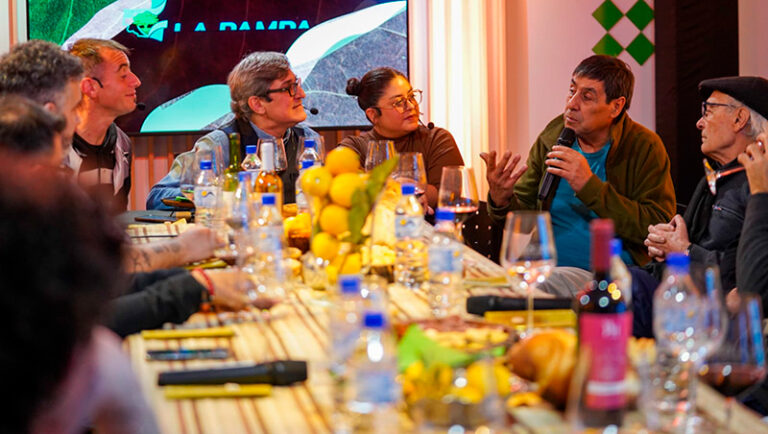 Muyoriginal participantes mesa 27julio2025