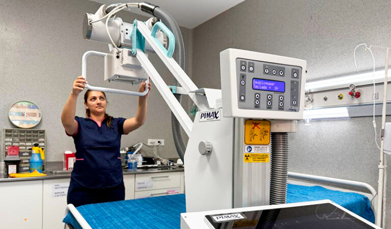 Salud equipamiento enfermera medica 12julio2025