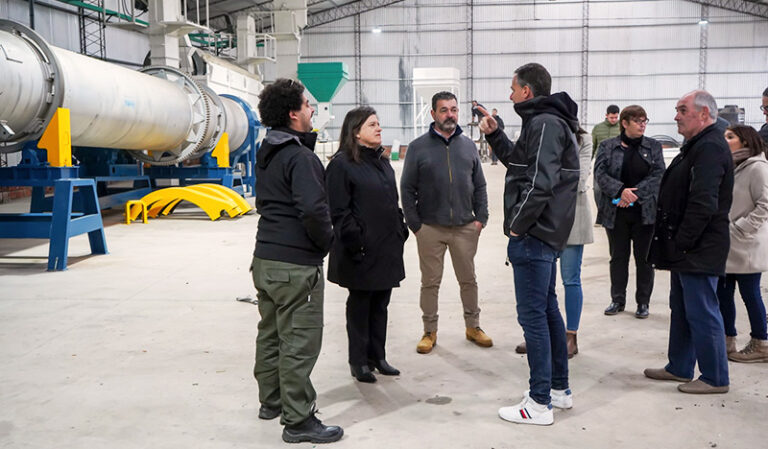 Avicola biofertilizantes maquinarias rolon funcionarios 12julio2025