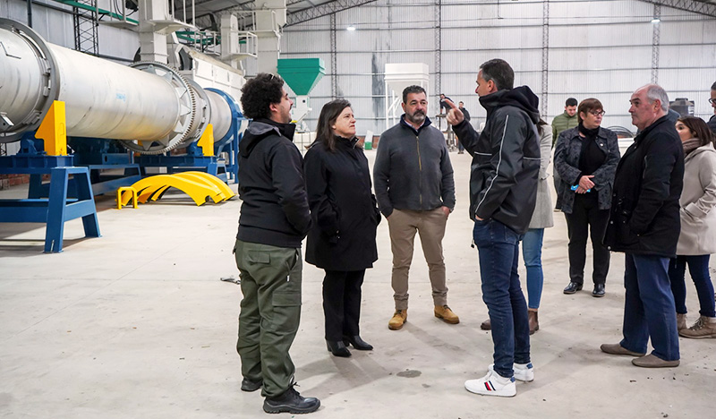 Avicola biofertilizantes maquinarias rolon funcionarios 12julio2025