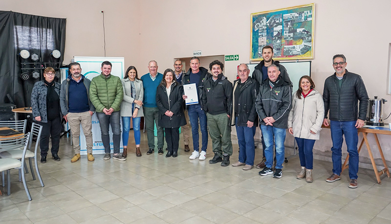 Avicola biofertilizantes maquinarias rolon funcionarios empresarios 12julio2025
