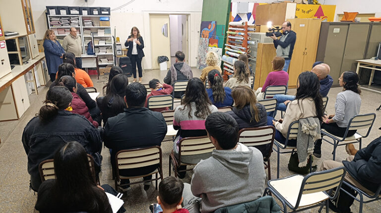 Feuerschvengermarcela extensionaulica colegio educadorespampeanos generalpico 8agosto2025