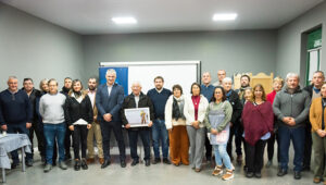 Hilariolagos fibraoptica funcionarios acto 20agosto2025