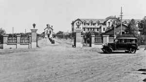 Hospital luciomolas archivo historico auto byn 4agosto2025