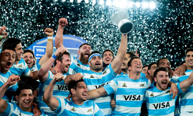 Lospumas festejo 24agosto2025
