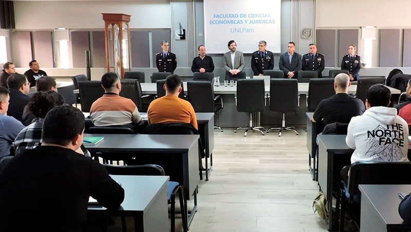 Unlpam licenciatura seguridadpublica autoridades 12agosto2025