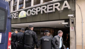 Uatre osprera policia 30agosto2025