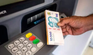 Cajero automatico billetes 25agosto2025