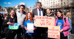 Bensusandaniel manifestantes leydiscapacidad 4setiembre2025
