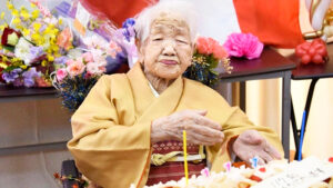Japon adulta centenaria longeva 12setiembre2025