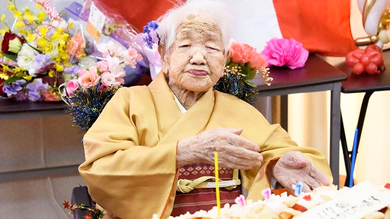 Japon adulta centenaria longeva 12setiembre2025