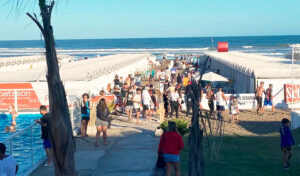 Mardelplata turistas carpetas playa 15setiembre2025