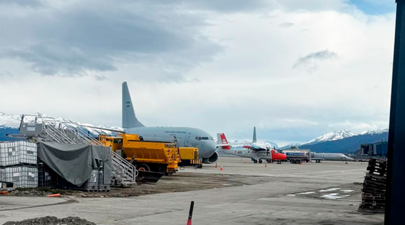 Mileijavier aeropuerto avion ushuaia 29setiembre2025 1