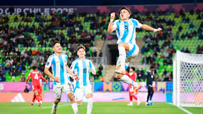 Mundialsub20 argentina sarcoalejo festejo 27setiembre2025 1