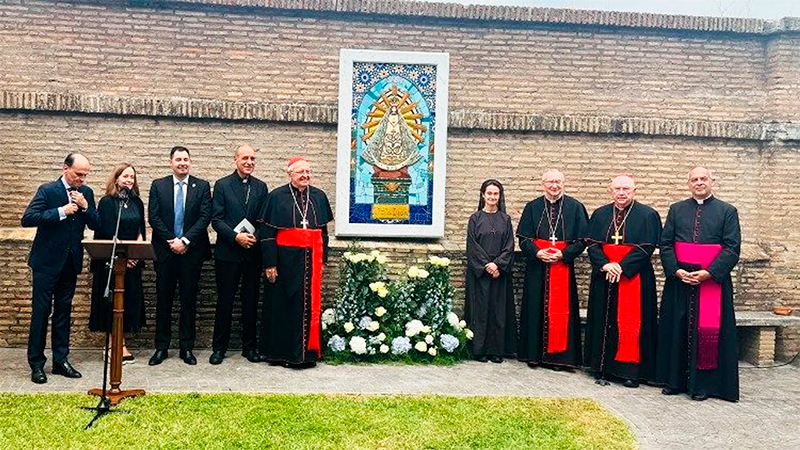 Virgendelujan entronizacion vaticano 10setiembre2025