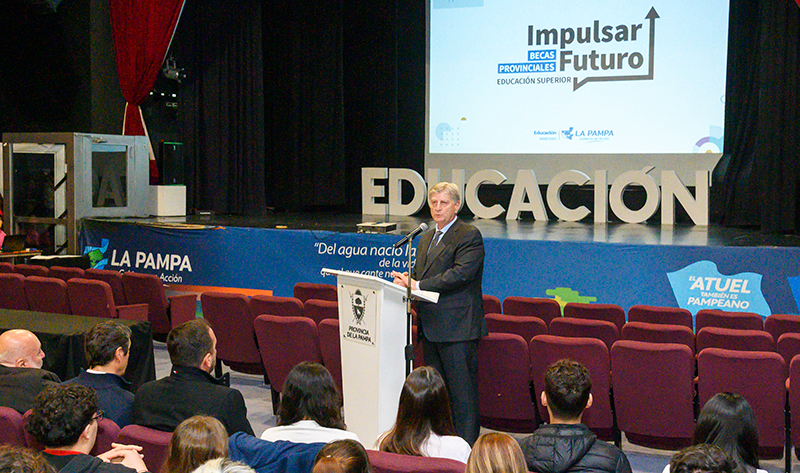 Ziliottosergio lanzamiento becas impulsarfuturo 23setiembre2025 1