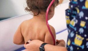 Bebe control medico coqueluche tosconvulsa 16setiembre2025