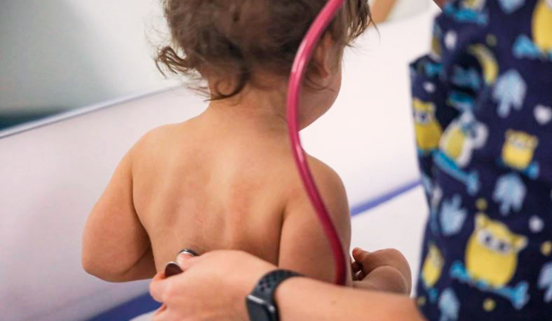 Bebe control medico coqueluche tosconvulsa 16setiembre2025