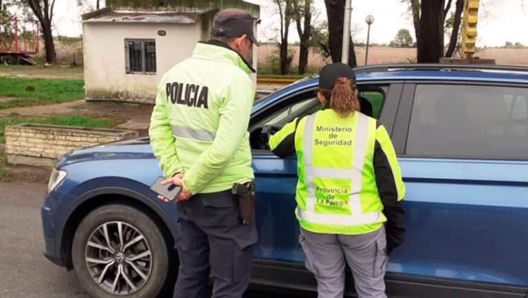 Transito controles policia 30setiembre2025