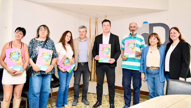 Alvarezdiego creditos economiasocial bernasconi 11octubre2025