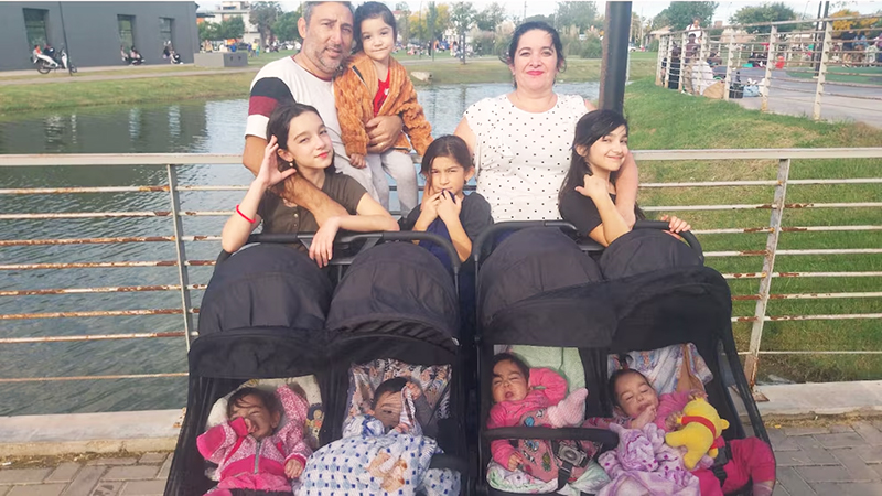 Demetrioerica cuatrillizos familia 19octubre2025