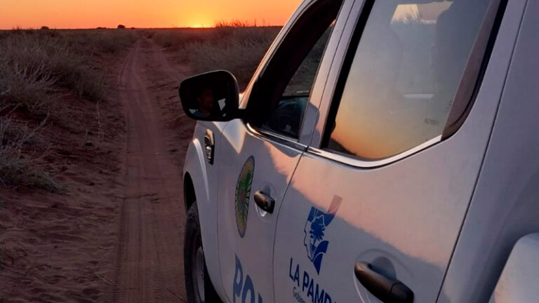 Policialapampa patrullero victorica campo 30octubre2025