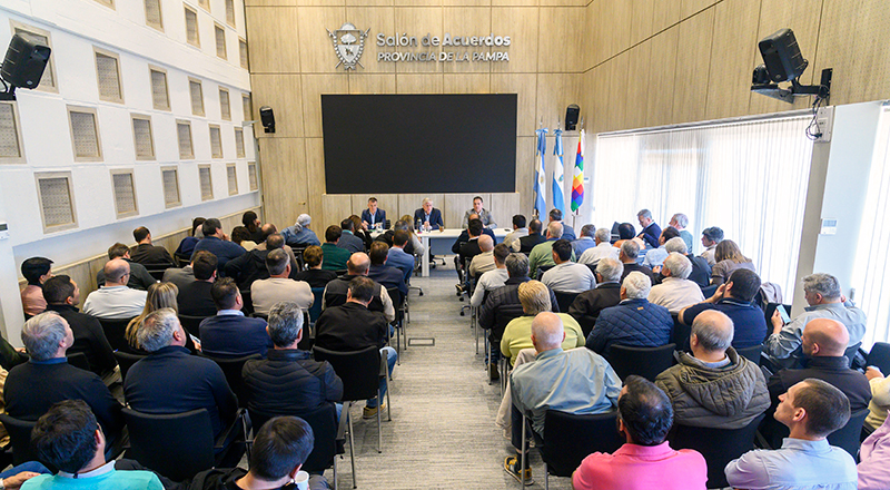 Ziliottosergio reunion intendentes 29octubre2025