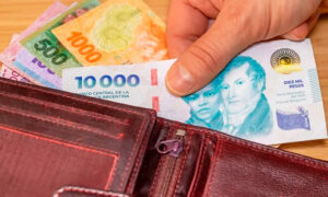 Billetera billetes 5octubre2025