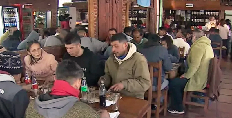 Parrilla solidaridad situaciondecalle mardelplata 28octubre2025