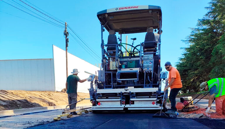 Pavimentacion maquinarias trabajadores 20octubre2025 1