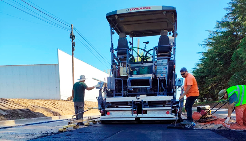 Pavimentacion maquinarias trabajadores 20octubre2025 1