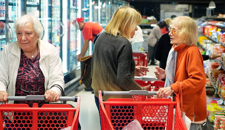Supermercado jubiladas consumidoras 2octubre2025