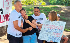 Casoliafalcon manifestacion santarosa 10noviembre2025