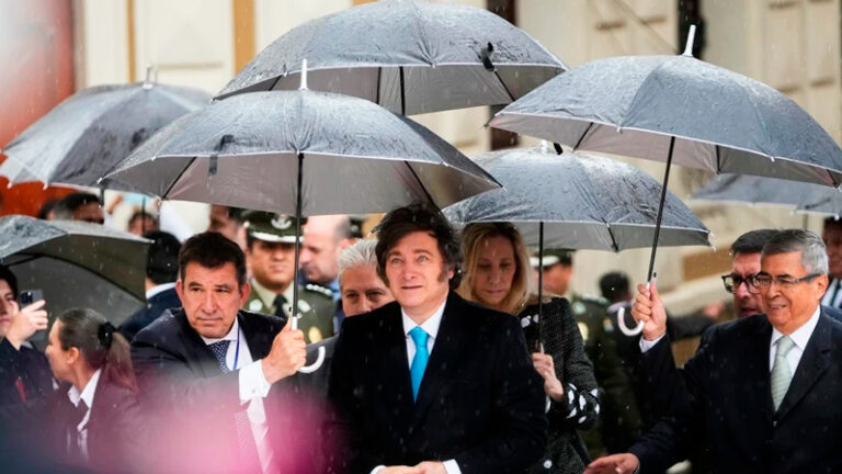 Mileijavier lluvia paraguas 21noviembre2025