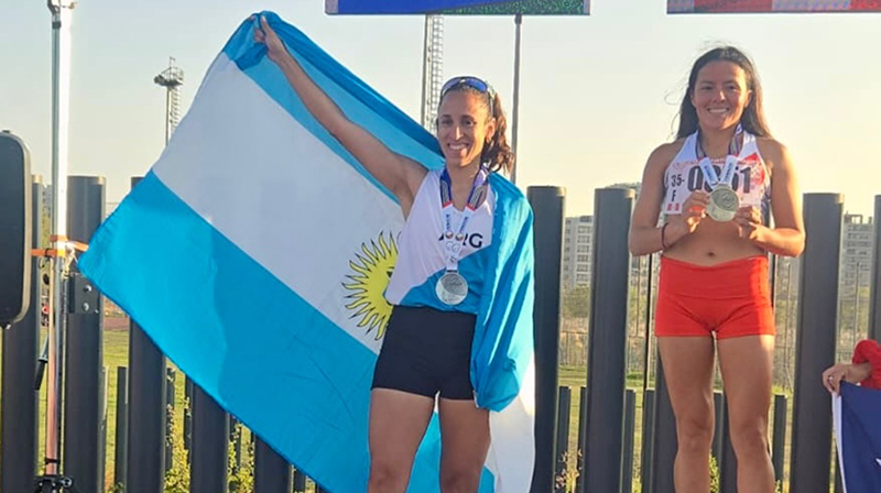 Sueldorocio podio campeonatosudamericano 1500metros bandera 26noviembre2025
