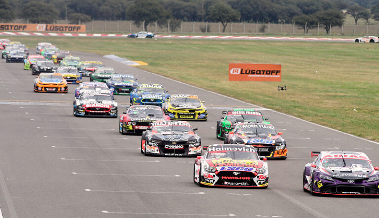 Turismocarretera autodromo lapampa carrera 12noviembre2025