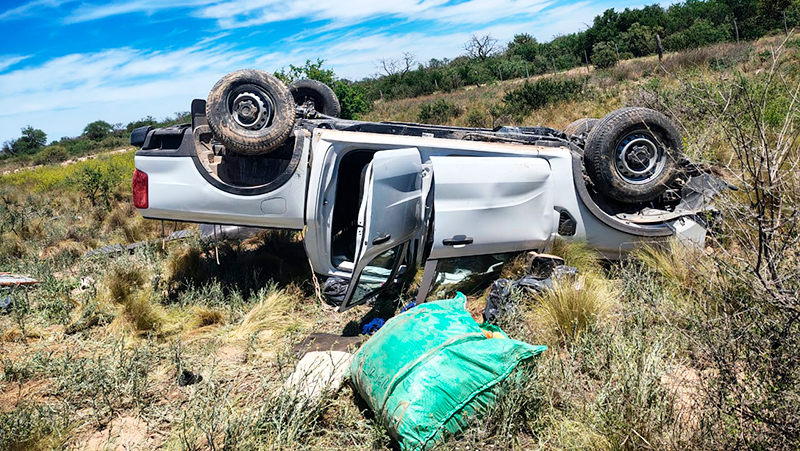 Vuelco camioneta ford rutaprovincial13 18noviembre2025