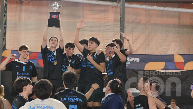 Araucania voleymasculino festejos campeon 11diciembre2025 2
