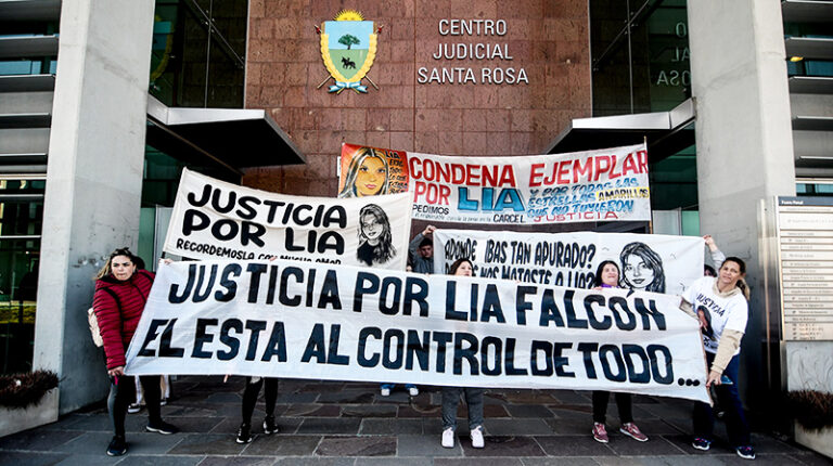Casoliafalcon protesta centrojudicial 16diciembre2025