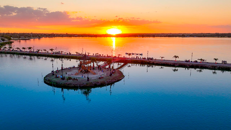 LagunaDonTomas pileta inauguracion atardecer 29diciembre2025